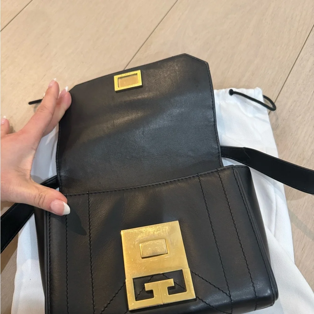 Givenchy EDEN MINI Black Leather Bag in smooth leather - Picture 3 of 13